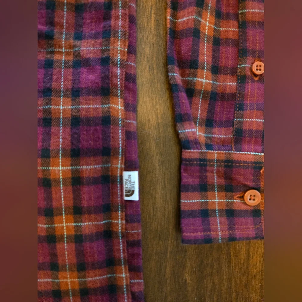 The North Face Arroyo Mens Lightweight Flannel Sz Sm Brandy & Brown Plaid NWT‎